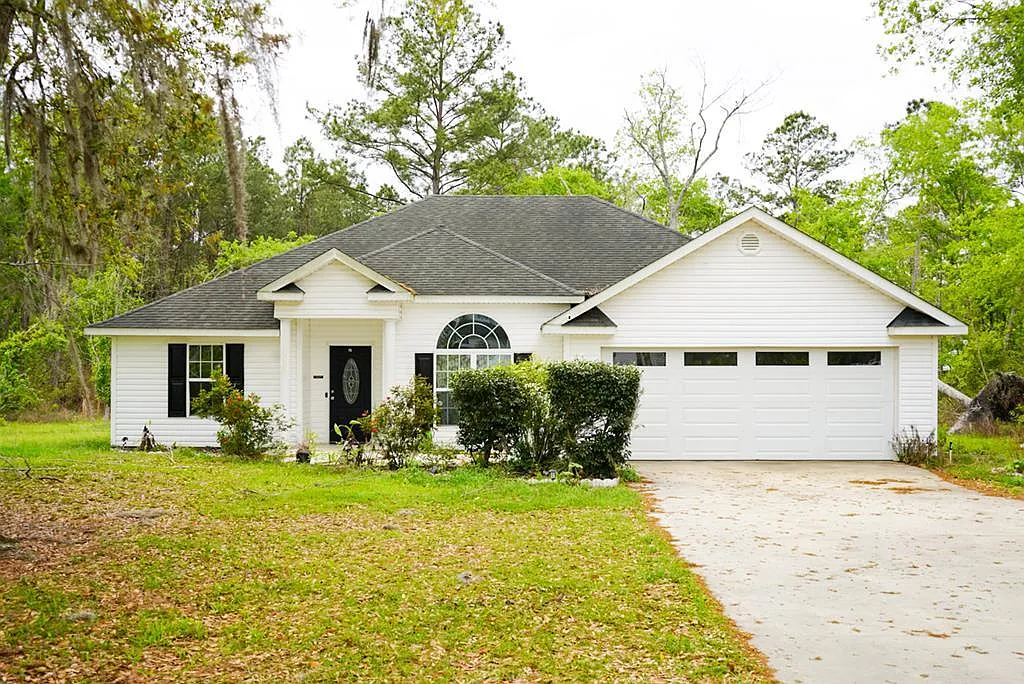72 Brookfield Dr — Photo 1