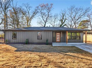 2720 Ivanhoe Ln SE, Smyrna, GA 30082