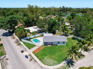 1895 NE 154th St, North Miami Beach, FL 33162