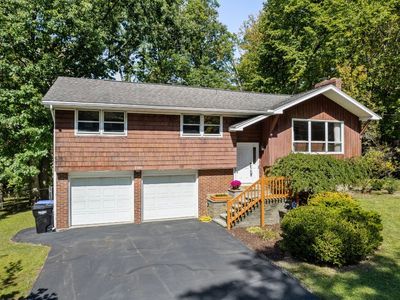 2505 Lynnhurst Dr, Vestal, NY, 13850