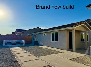 1110 W Juniper Dr, Glendora, CA 91741