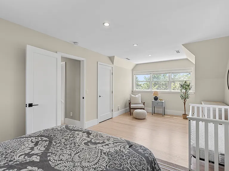 31 Highland Rd — Photo 11