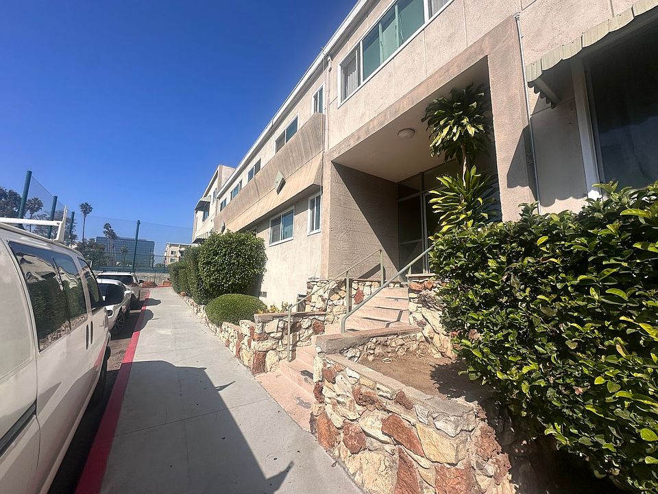 1st image of 3007 W 5th St APT 4
