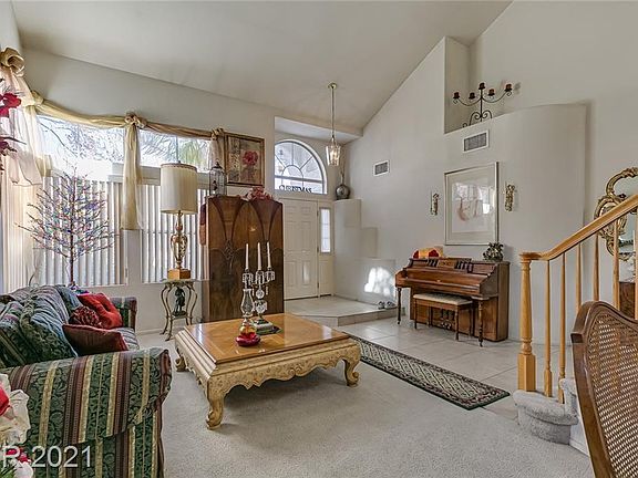 5th image of 9401 Cedar Heights Ave