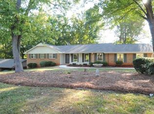 545 Maribee Dr, Tucker, GA 30084