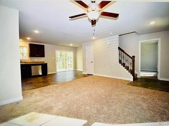 2nd image of 3215 Ainsworth Ln