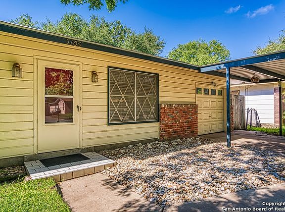 4th image of 5106 Coral Mist St