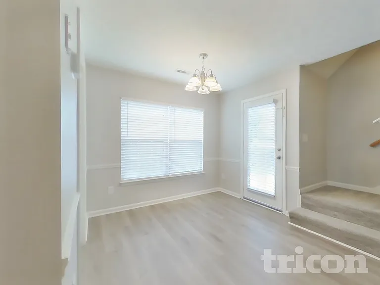 3001 Deer Trail Dr — Photo 6