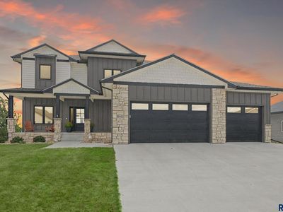 8401 E Sassafras St, Sioux Falls, SD, 57110