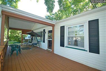 3rd image of 232 Rosegarden Dr NE