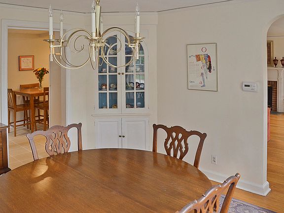 Dining Room-Easy Flow