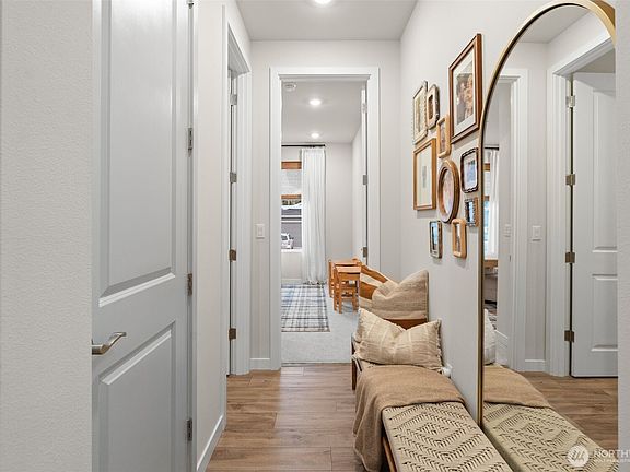 5th image of 23534 Arbors Terrace Road NE