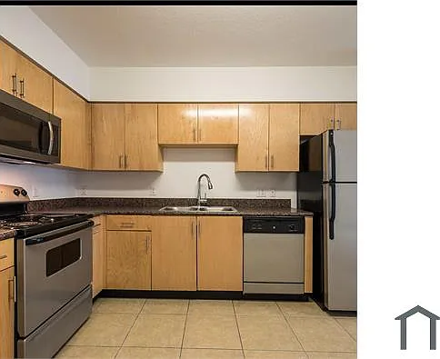 5275 NW 29th Ave — Photo 1