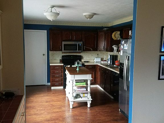 Transition to Kitchen