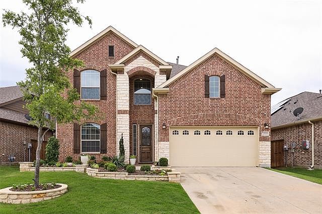 1st image of 1016 Lancaster Dr