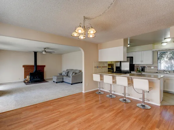 5901 Hayes Dr NW, Albuquerque, NM 87120