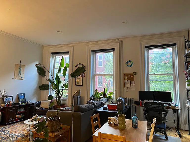 1625 Spruce St — Photo 3