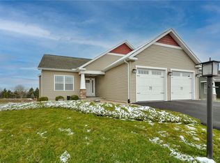 3865 Hallston Dr, Liverpool, NY 13090