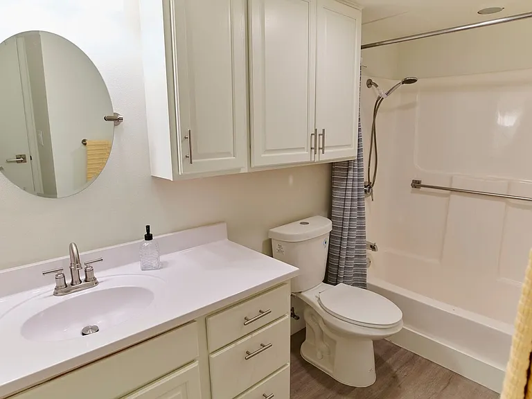 Sycamore Place Apartments — Photo 5