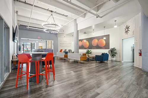 Lofts 640 Photo 1