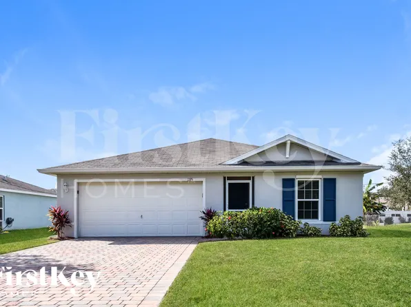 1195 Desmond St, Port Charlotte, FL 33952