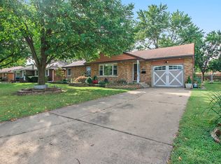 1224 W Hawkins St, Kankakee, IL 60901