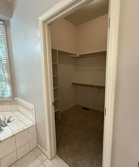 18145 Shoreline Ct — Photo 30