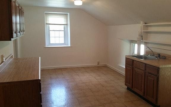 4th image of 3328 Hazelwood Avenue # D Fl 3rd