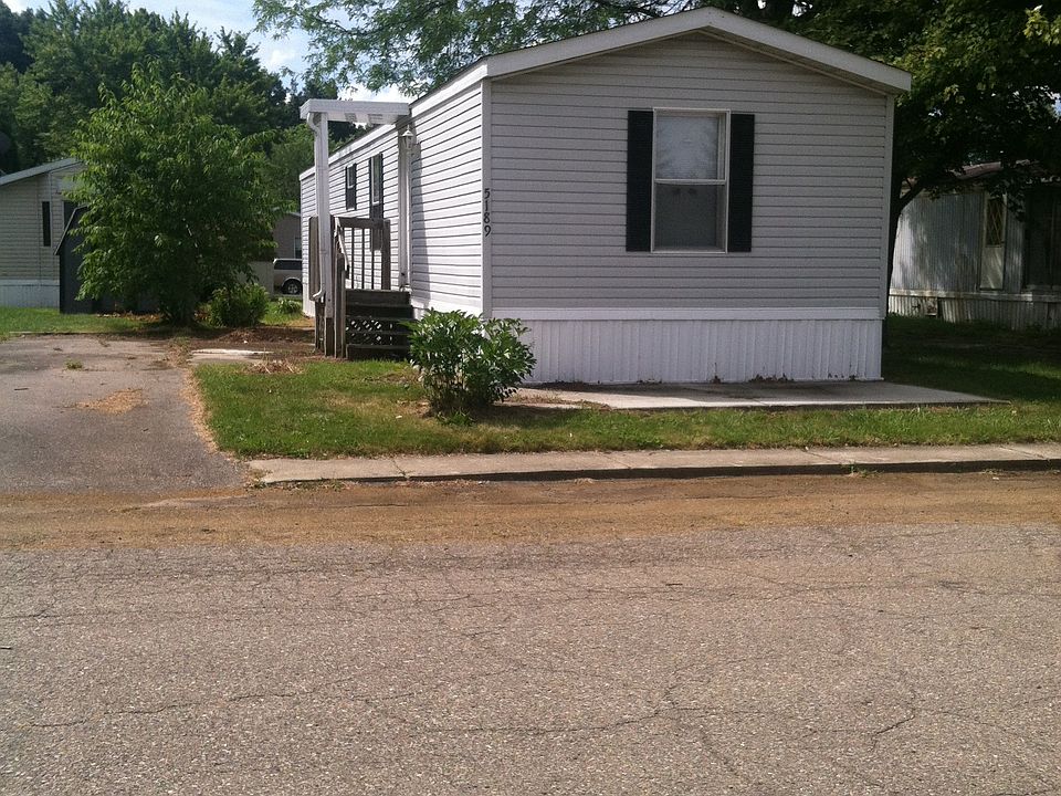 1st image of 5189 Chantelle Dr