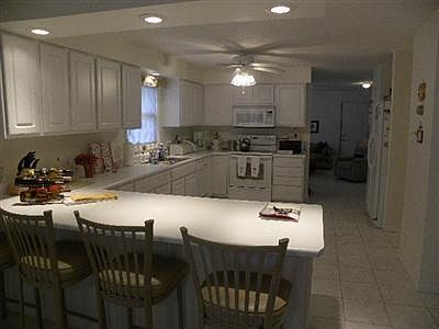 3rd image of 50106 W Lakeshore Dr