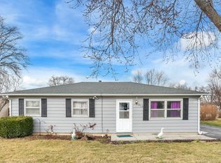 313 Butterfield Rd, North Aurora, IL 60542