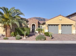 8512 Grand Palms Cir, Las Vegas, NV 89131