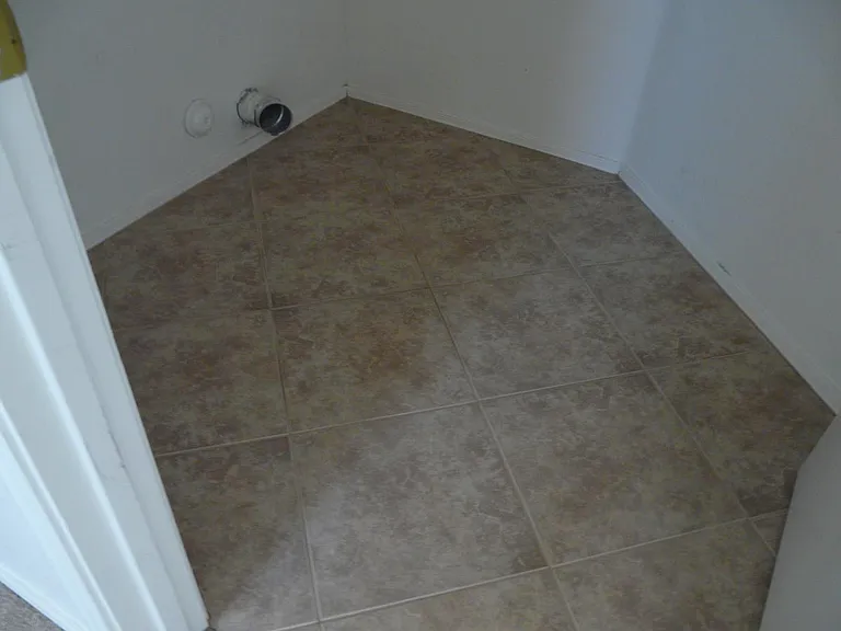 Laundry room = located upstairs 
You need to supply your own washer/dryer / or Landlord may supply the set for you for extra low cost