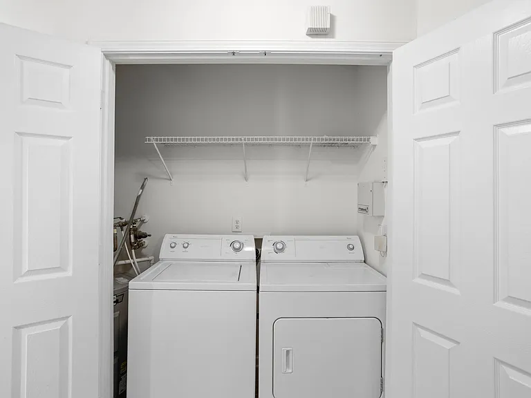 Greenhaven Trace Apartments — Photo 17