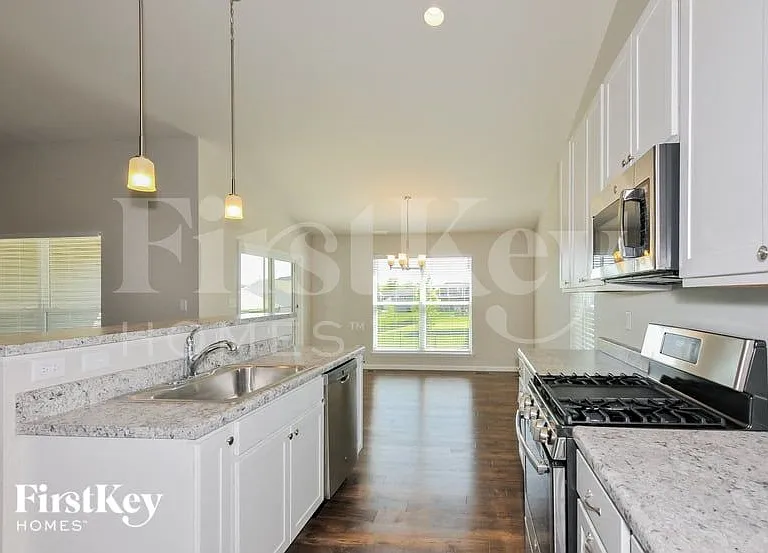 404 Cozy Pines Dr — Photo 6