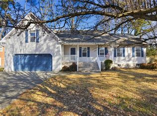 349 Briarfield Dr, Chesapeake, VA 23322