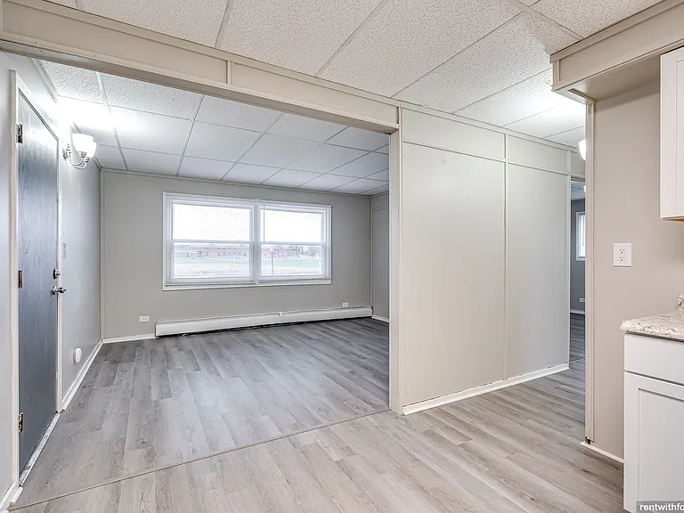 405 School St. — Photo 14