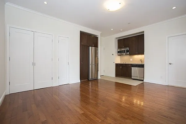 Rented by REAL New York | media 6