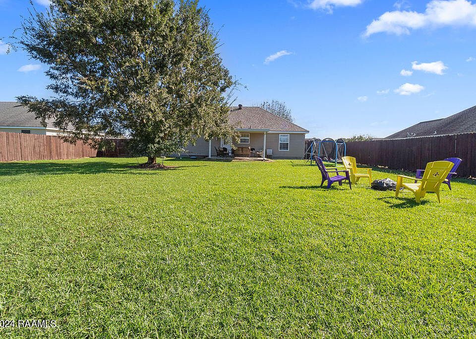 221 Country Living Dr, Lafayette, LA 70507 | Zillow