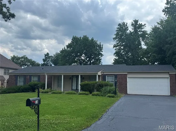16 Morwood Ln, Saint Louis, MO 63141