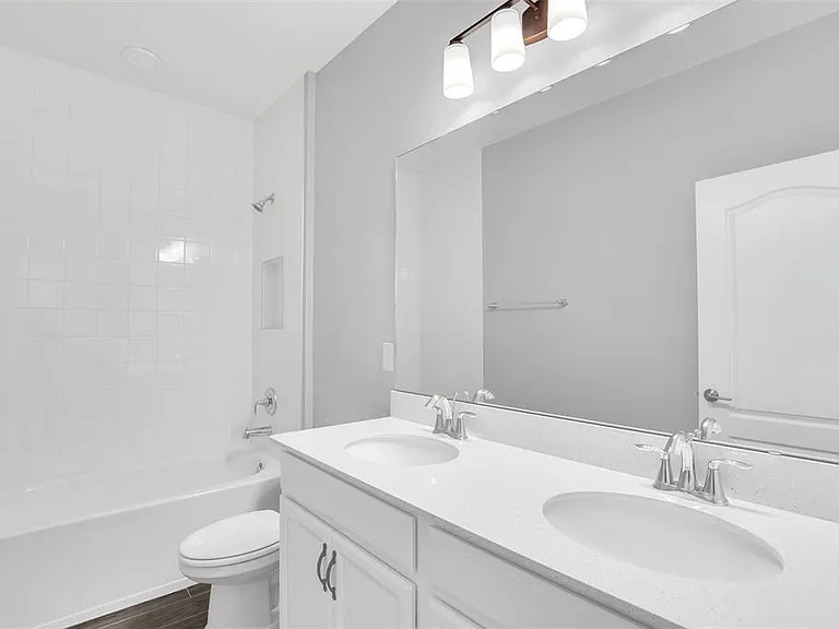 12743 Brodlove Ln — Photo 29