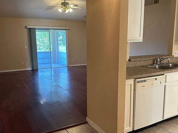 2nd image of 19 Port Royal Dr
