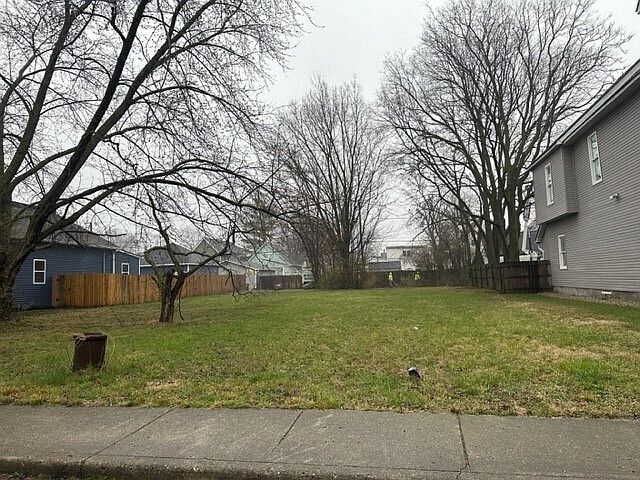 1st image of 1633 Carrollton Ave