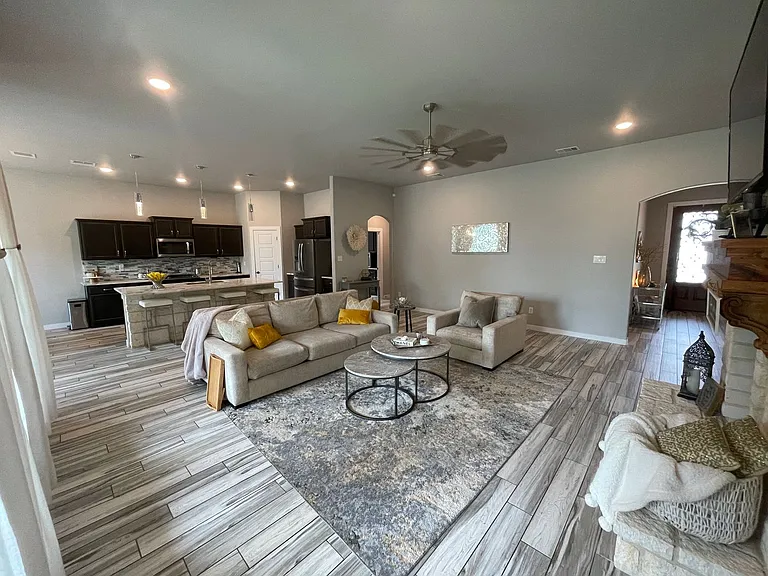 7109 Diamond Dove Dr — Photo 6