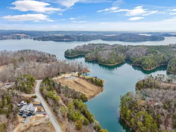 1006 Eric Ct, Sevierville, TN 37876