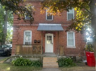 8 W 9th St #1, Oswego, NY 13126