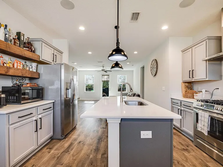 130 Creve Core Dr — Photo 9
