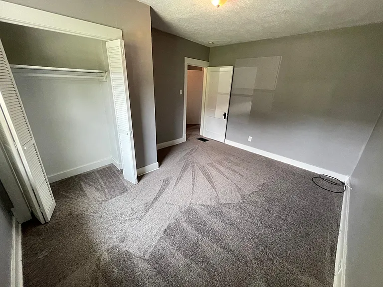 1329 Illinois Ave — Photo 22
