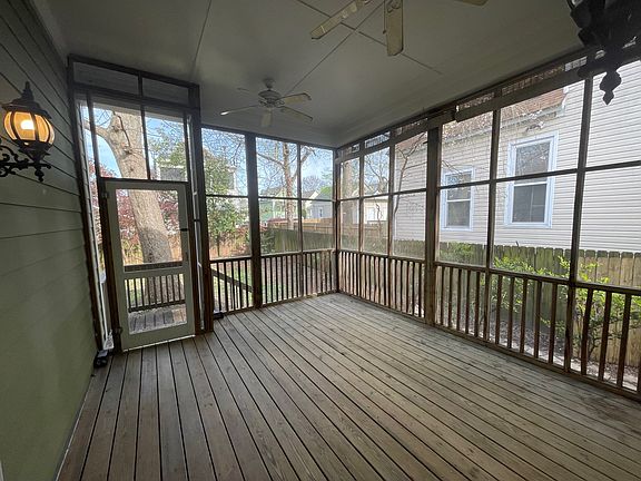 217 Randolph - Screened Back Porch -