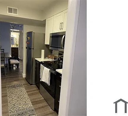 6926 Hanover Pkwy #202 — Photo 2